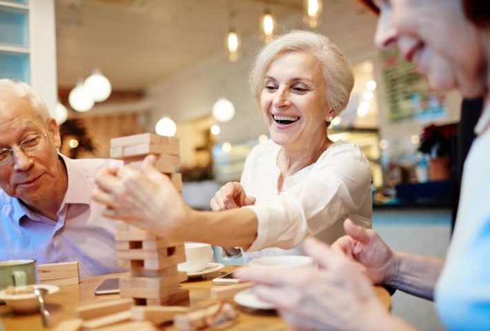 Jeux traditionnels pour séniors