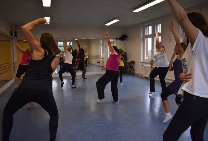 Cours de danse africaine à Valenciennes