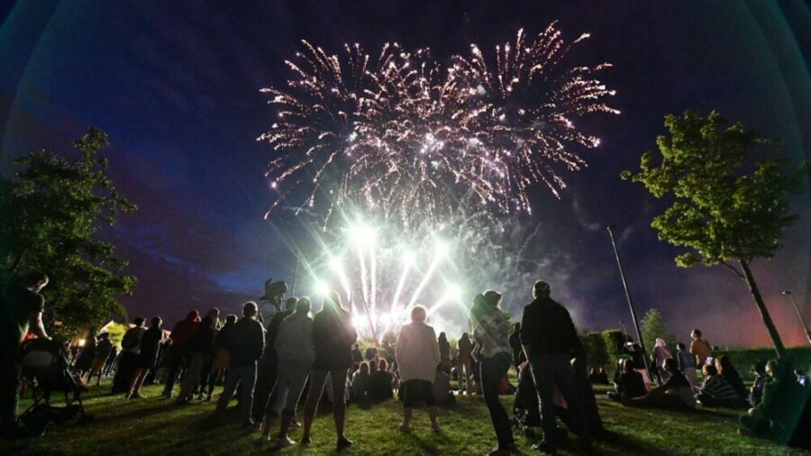 Feu d’artifice à Marchiennes + concert d’ADEQUAT