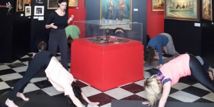 Yoga au musée de la tour abbatiale